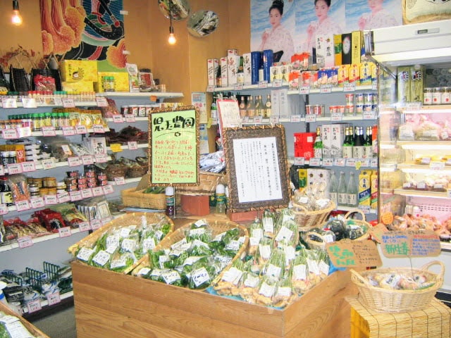 大阪の産直店勤務時代にPOPや陳列を工夫していた売場の様子